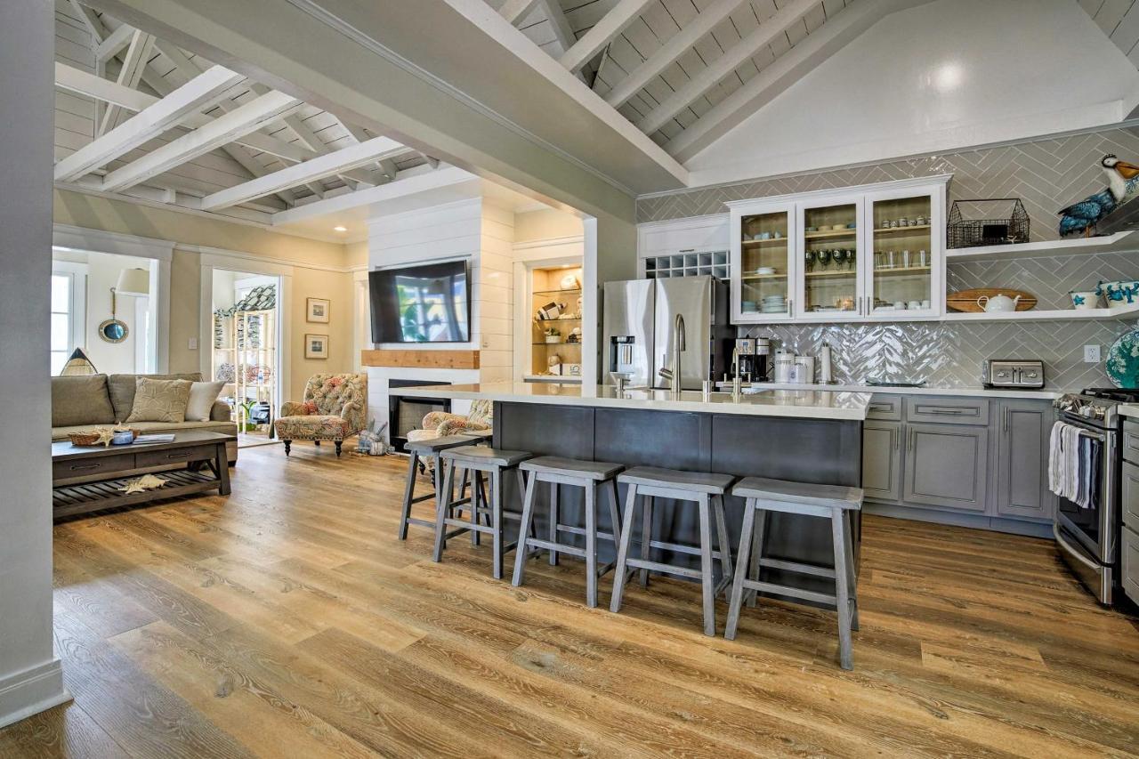 Charming Renovated Avalon Townhome, Walk To Beach! Luaran gambar